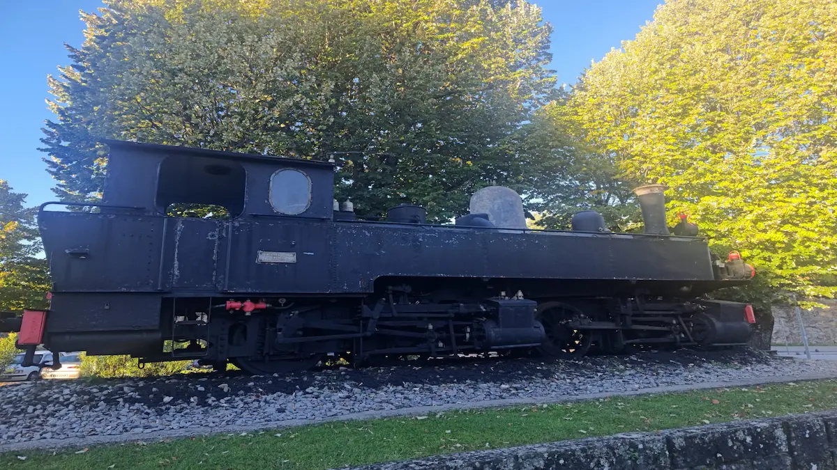 Locomotiva a vapor da antiga estação de Vila Real